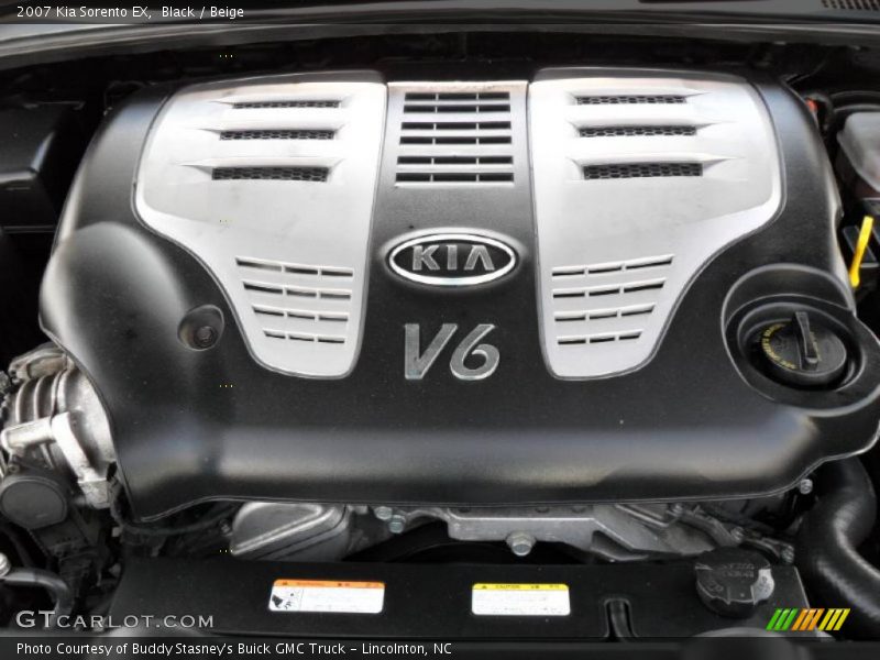Black / Beige 2007 Kia Sorento EX