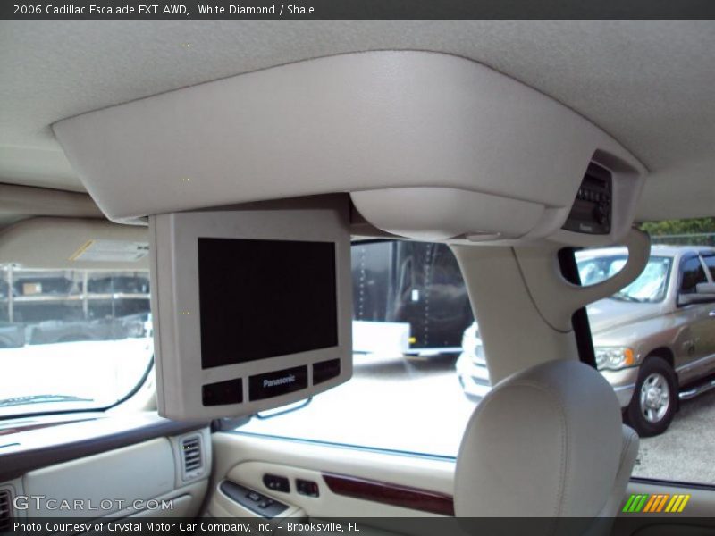 White Diamond / Shale 2006 Cadillac Escalade EXT AWD