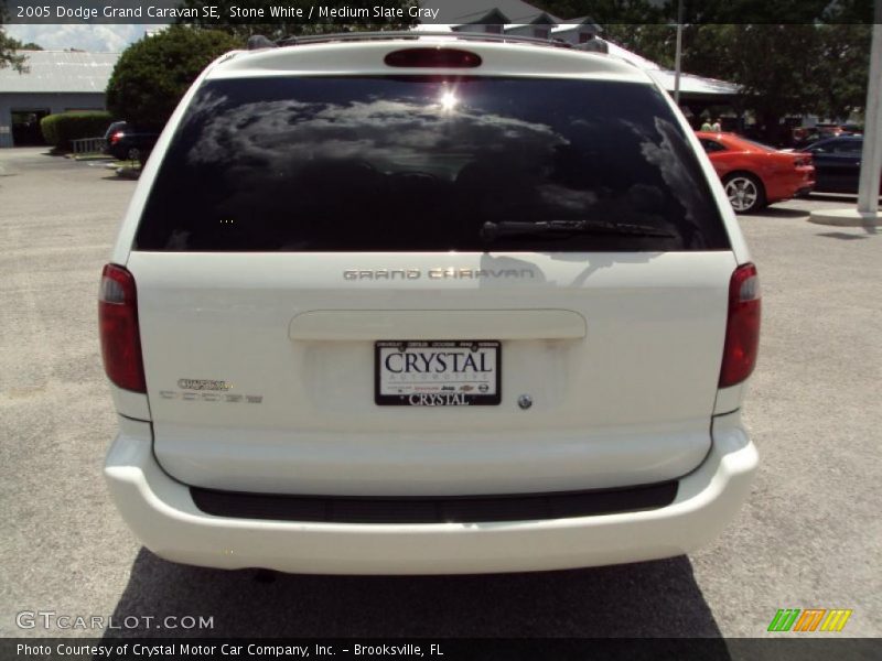 Stone White / Medium Slate Gray 2005 Dodge Grand Caravan SE