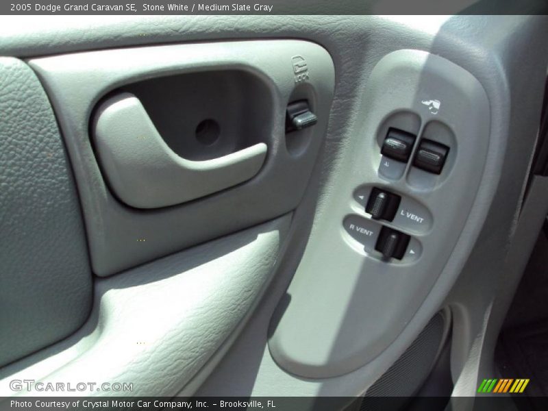 Stone White / Medium Slate Gray 2005 Dodge Grand Caravan SE