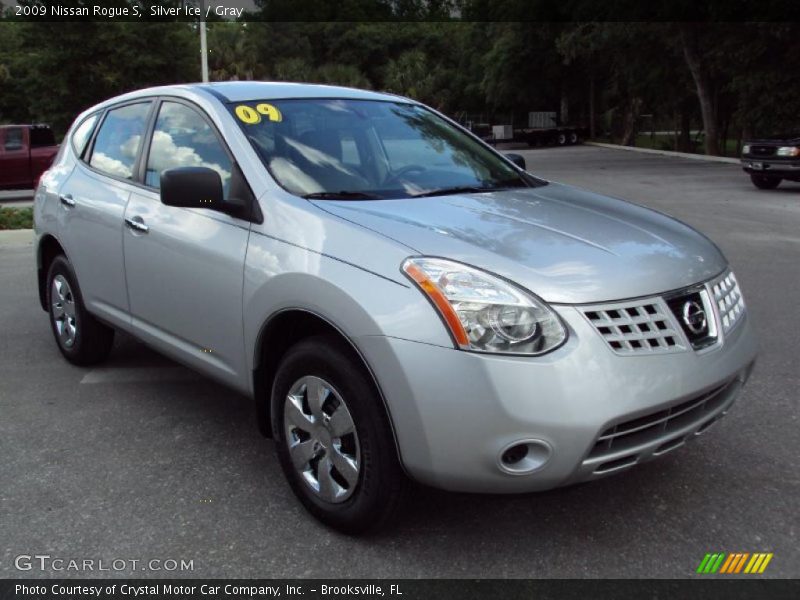 Silver Ice / Gray 2009 Nissan Rogue S