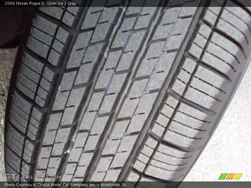 Silver Ice / Gray 2009 Nissan Rogue S