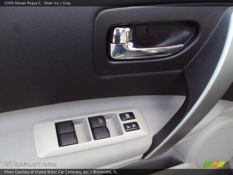 Silver Ice / Gray 2009 Nissan Rogue S