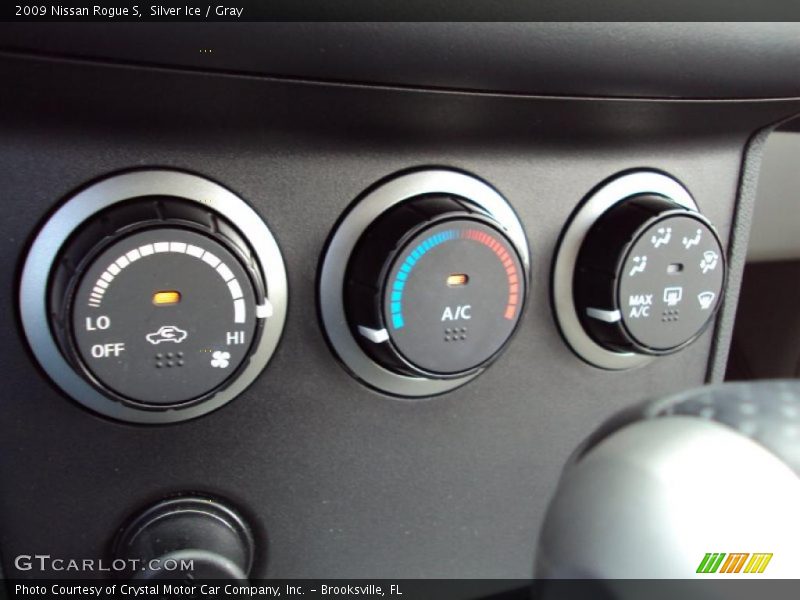 Silver Ice / Gray 2009 Nissan Rogue S