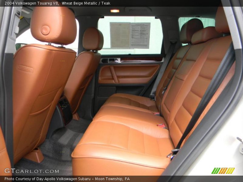 Wheat Beige Metallic / Teak 2004 Volkswagen Touareg V8