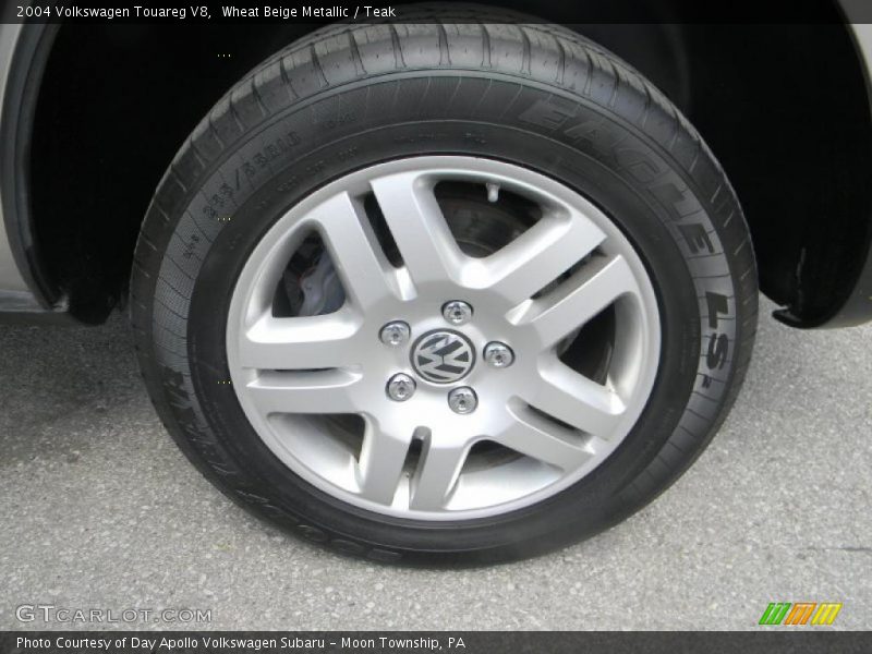 Wheat Beige Metallic / Teak 2004 Volkswagen Touareg V8