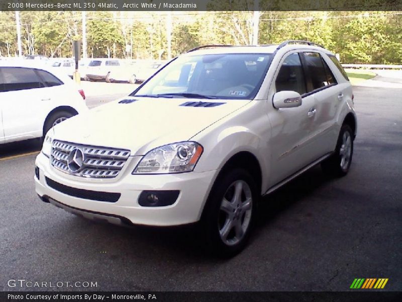 Arctic White / Macadamia 2008 Mercedes-Benz ML 350 4Matic