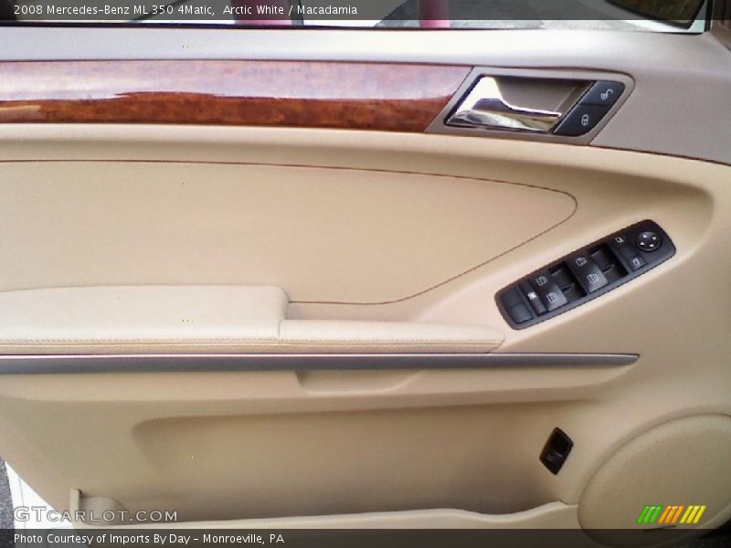 Arctic White / Macadamia 2008 Mercedes-Benz ML 350 4Matic
