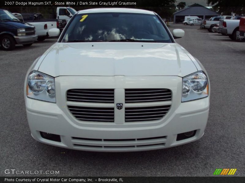 Stone White / Dark Slate Gray/Light Graystone 2007 Dodge Magnum SXT