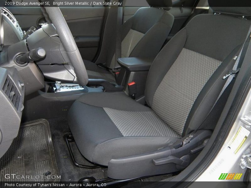 Bright Silver Metallic / Dark Slate Gray 2009 Dodge Avenger SE