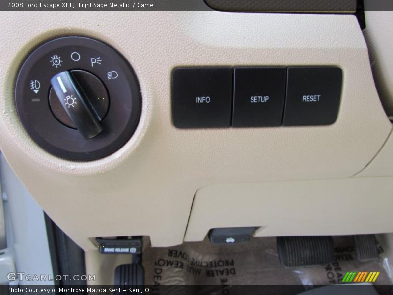 Light Sage Metallic / Camel 2008 Ford Escape XLT