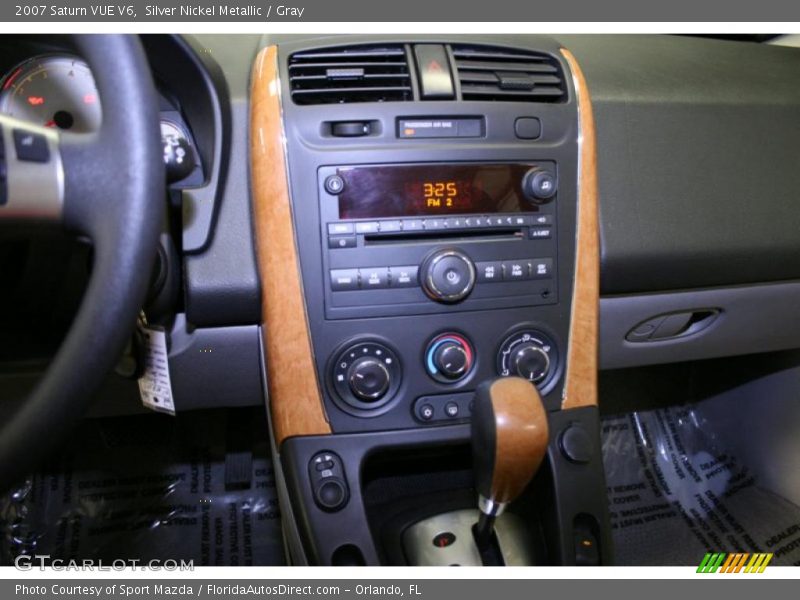 Silver Nickel Metallic / Gray 2007 Saturn VUE V6