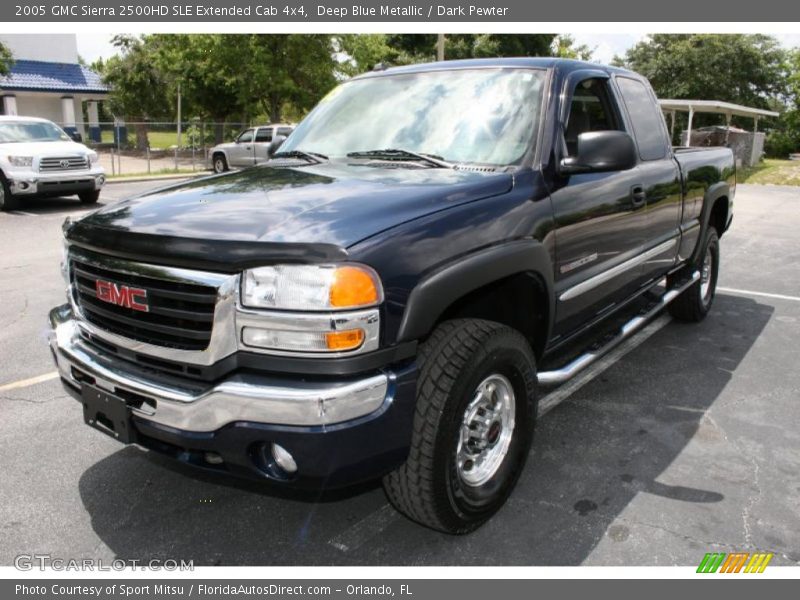 Deep Blue Metallic / Dark Pewter 2005 GMC Sierra 2500HD SLE Extended Cab 4x4