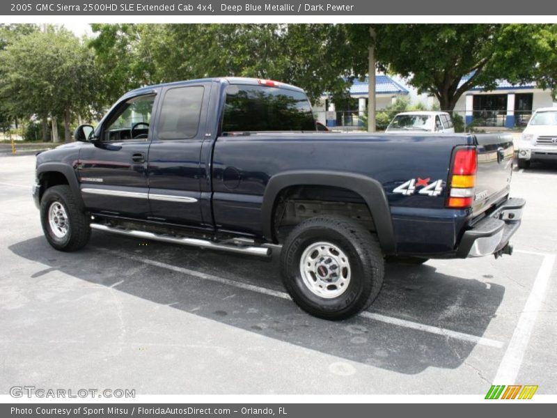 Deep Blue Metallic / Dark Pewter 2005 GMC Sierra 2500HD SLE Extended Cab 4x4