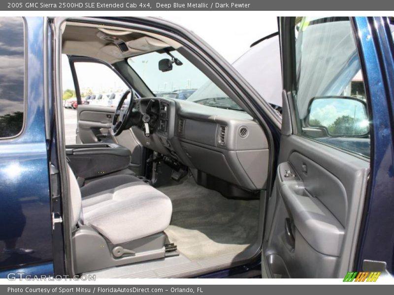 Deep Blue Metallic / Dark Pewter 2005 GMC Sierra 2500HD SLE Extended Cab 4x4
