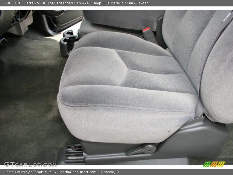 Deep Blue Metallic / Dark Pewter 2005 GMC Sierra 2500HD SLE Extended Cab 4x4