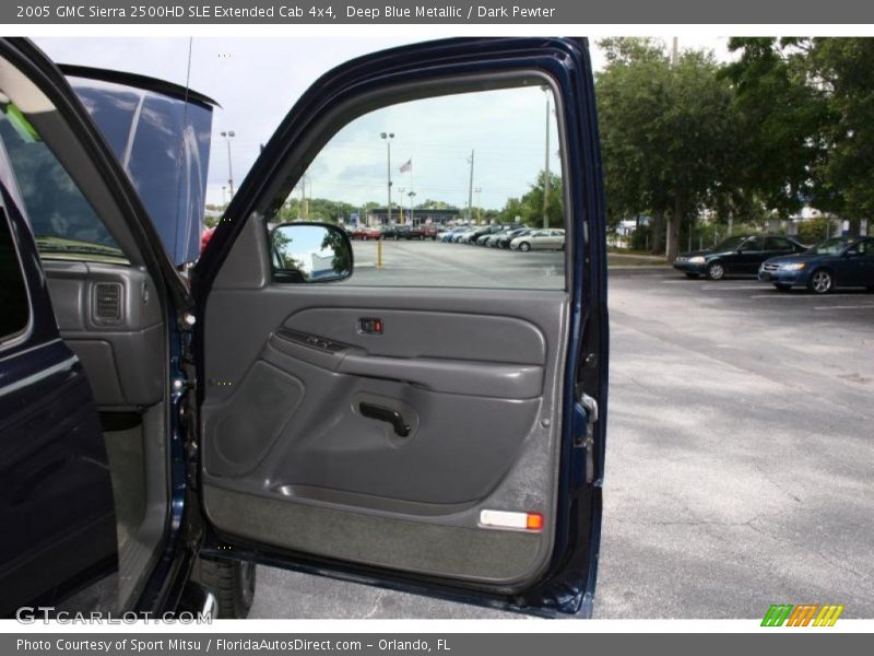 Deep Blue Metallic / Dark Pewter 2005 GMC Sierra 2500HD SLE Extended Cab 4x4