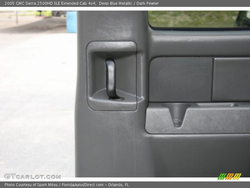 Deep Blue Metallic / Dark Pewter 2005 GMC Sierra 2500HD SLE Extended Cab 4x4