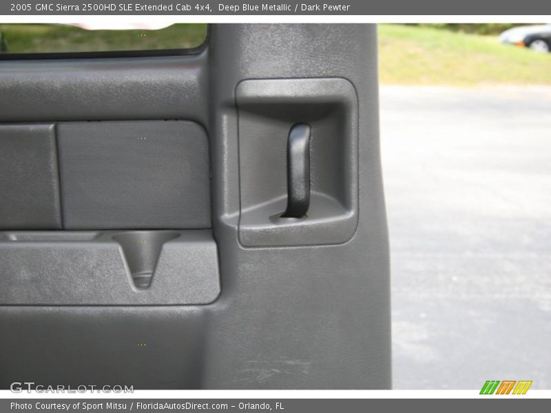 Deep Blue Metallic / Dark Pewter 2005 GMC Sierra 2500HD SLE Extended Cab 4x4