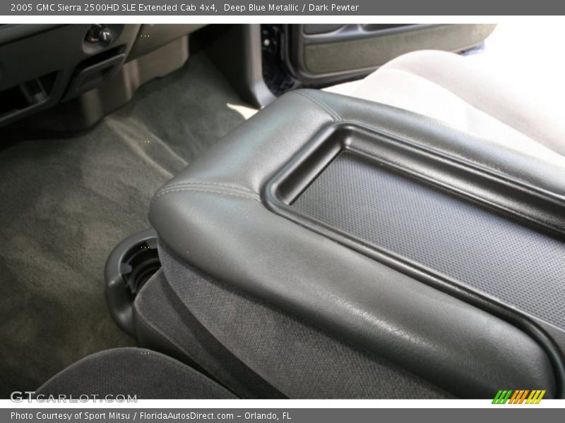 Deep Blue Metallic / Dark Pewter 2005 GMC Sierra 2500HD SLE Extended Cab 4x4