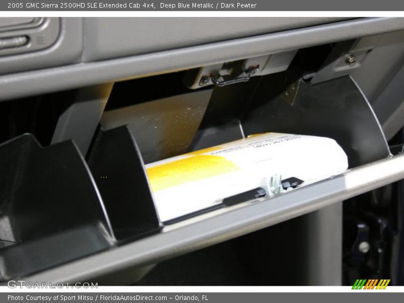 Deep Blue Metallic / Dark Pewter 2005 GMC Sierra 2500HD SLE Extended Cab 4x4