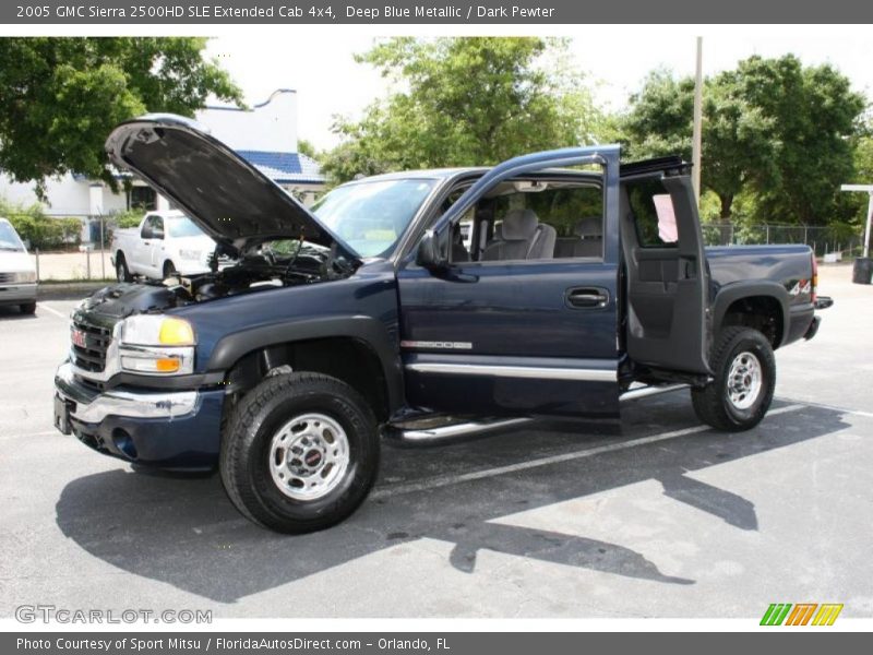 Deep Blue Metallic / Dark Pewter 2005 GMC Sierra 2500HD SLE Extended Cab 4x4