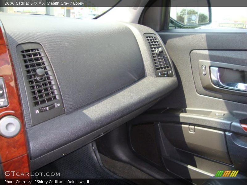 Stealth Gray / Ebony 2006 Cadillac SRX V6