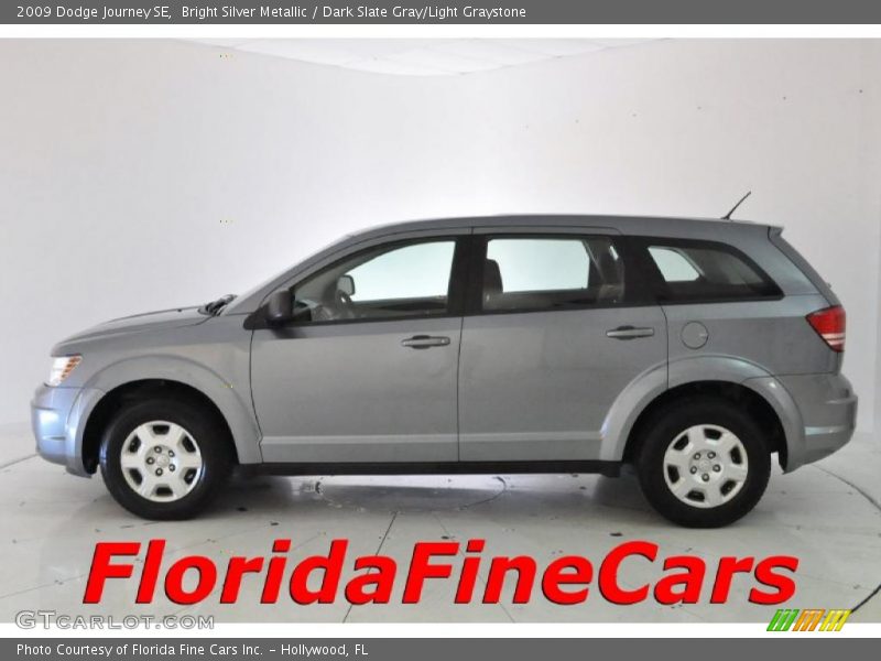 Bright Silver Metallic / Dark Slate Gray/Light Graystone 2009 Dodge Journey SE