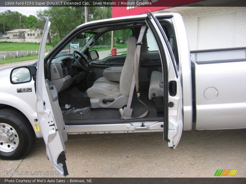 Silver Metallic / Medium Graphite 1999 Ford F250 Super Duty XLT Extended Cab
