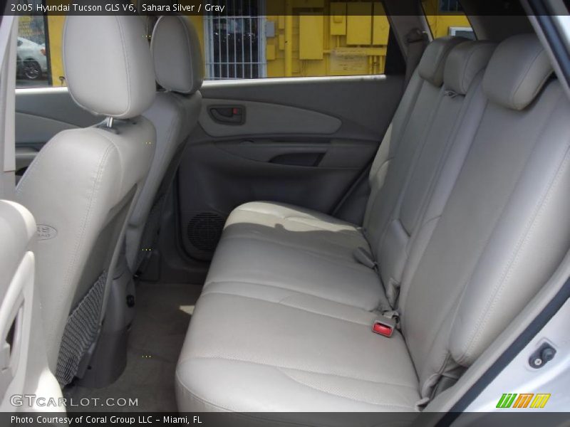 Sahara Silver / Gray 2005 Hyundai Tucson GLS V6