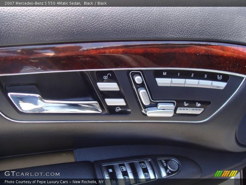 Black / Black 2007 Mercedes-Benz S 550 4Matic Sedan