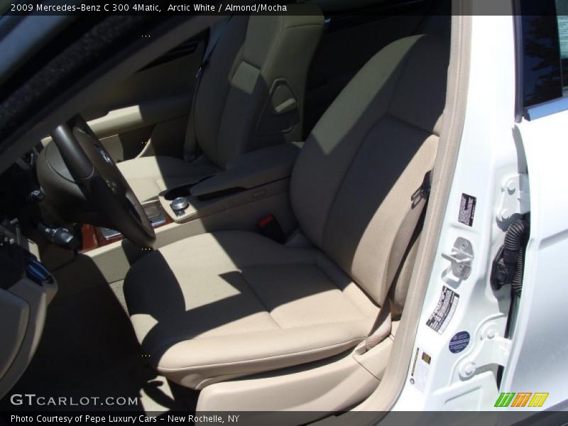 Arctic White / Almond/Mocha 2009 Mercedes-Benz C 300 4Matic
