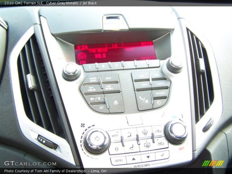 Cyber Gray Metallic / Jet Black 2010 GMC Terrain SLE