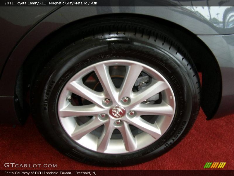Magnetic Gray Metallic / Ash 2011 Toyota Camry XLE