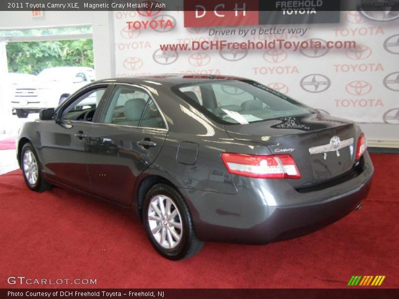 Magnetic Gray Metallic / Ash 2011 Toyota Camry XLE