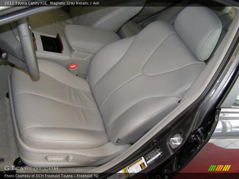 Magnetic Gray Metallic / Ash 2011 Toyota Camry XLE