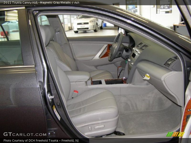 Magnetic Gray Metallic / Ash 2011 Toyota Camry XLE