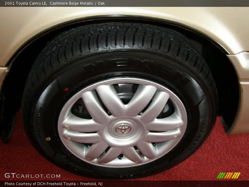 Cashmere Beige Metallic / Oak 2001 Toyota Camry LE