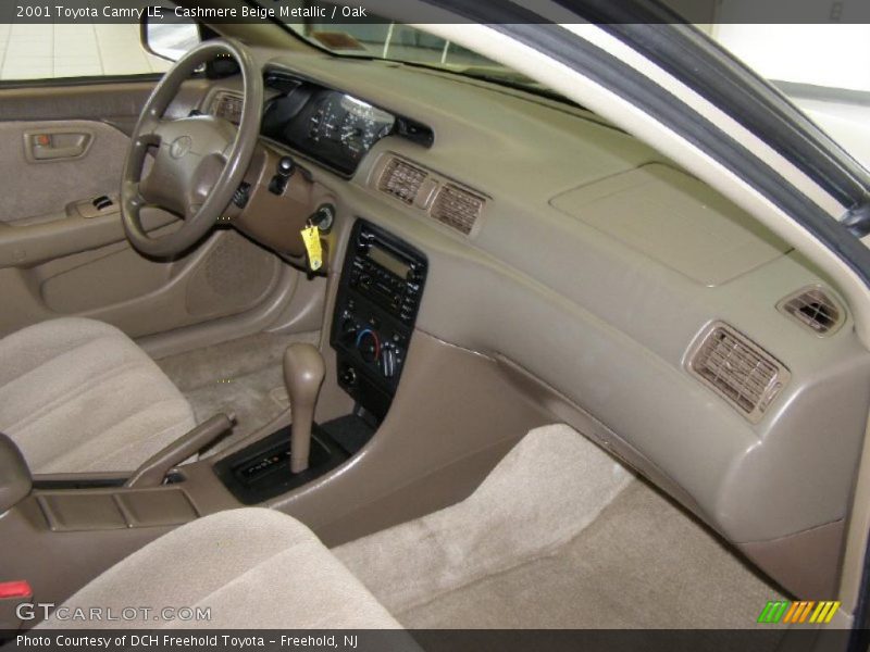 Cashmere Beige Metallic / Oak 2001 Toyota Camry LE