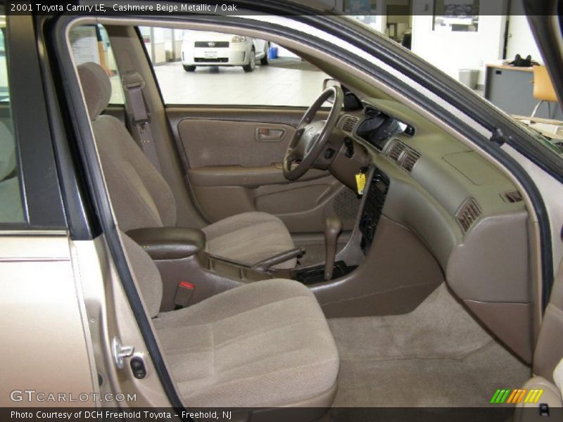 Cashmere Beige Metallic / Oak 2001 Toyota Camry LE