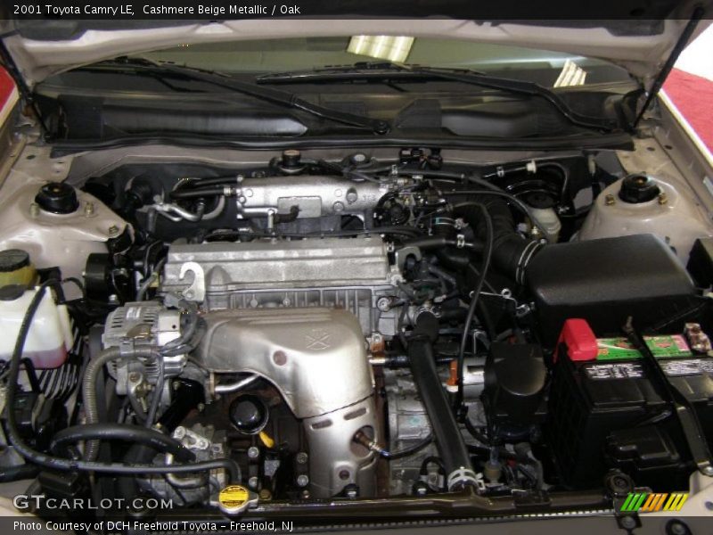 Cashmere Beige Metallic / Oak 2001 Toyota Camry LE