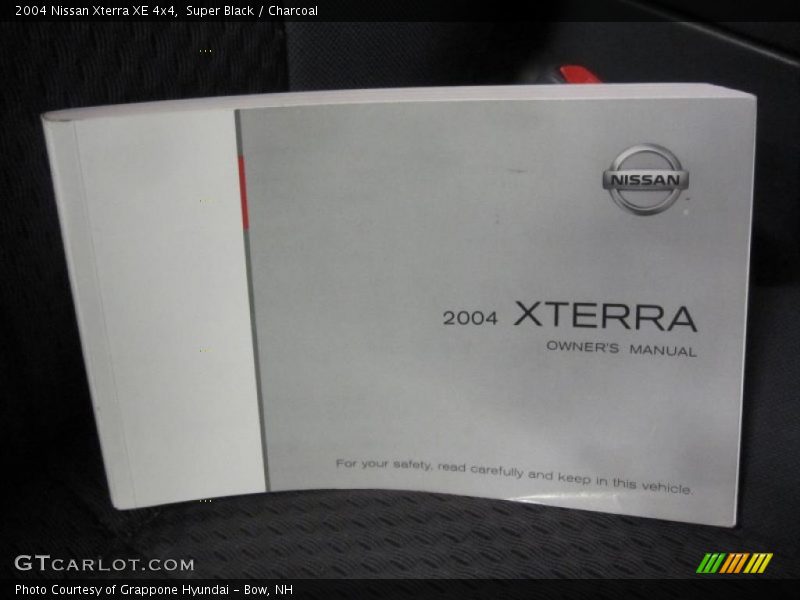 Super Black / Charcoal 2004 Nissan Xterra XE 4x4
