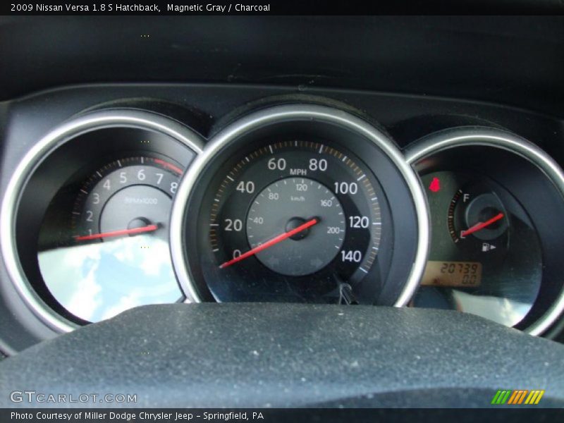 Magnetic Gray / Charcoal 2009 Nissan Versa 1.8 S Hatchback