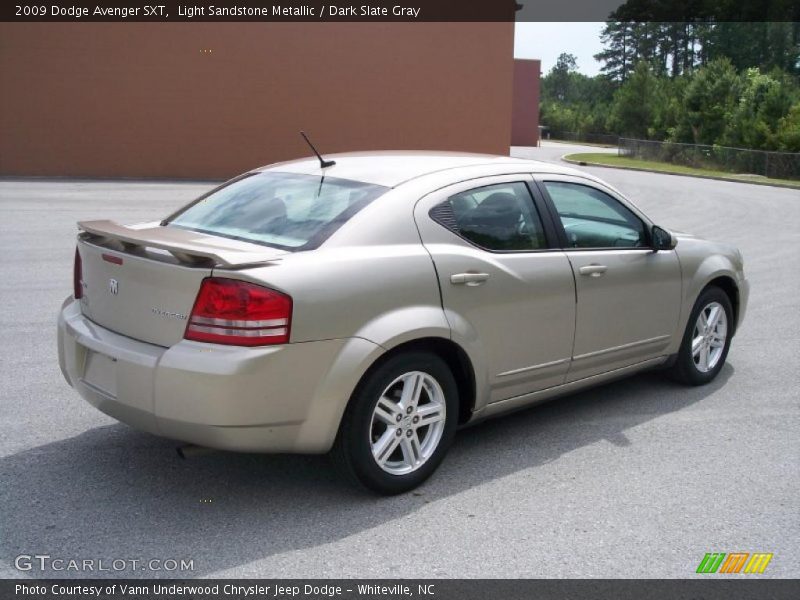 Light Sandstone Metallic / Dark Slate Gray 2009 Dodge Avenger SXT