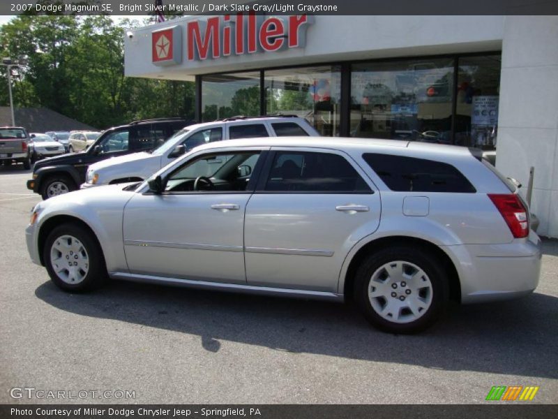 Bright Silver Metallic / Dark Slate Gray/Light Graystone 2007 Dodge Magnum SE
