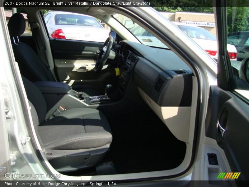 Bright Silver Metallic / Dark Slate Gray/Light Graystone 2007 Dodge Magnum SE