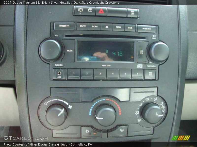 Bright Silver Metallic / Dark Slate Gray/Light Graystone 2007 Dodge Magnum SE