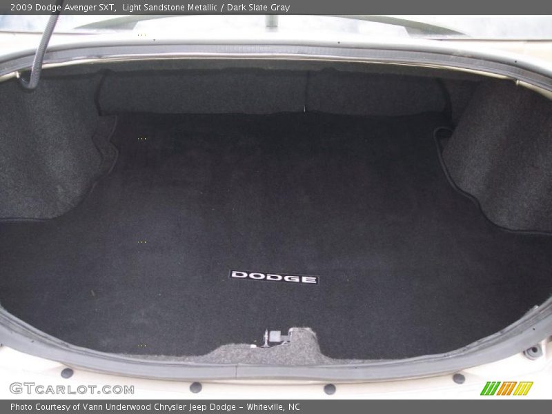 Light Sandstone Metallic / Dark Slate Gray 2009 Dodge Avenger SXT