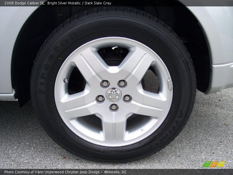 Bright Silver Metallic / Dark Slate Gray 2008 Dodge Caliber SE