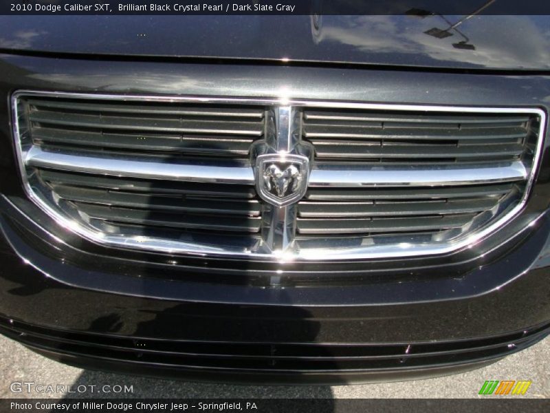 Brilliant Black Crystal Pearl / Dark Slate Gray 2010 Dodge Caliber SXT